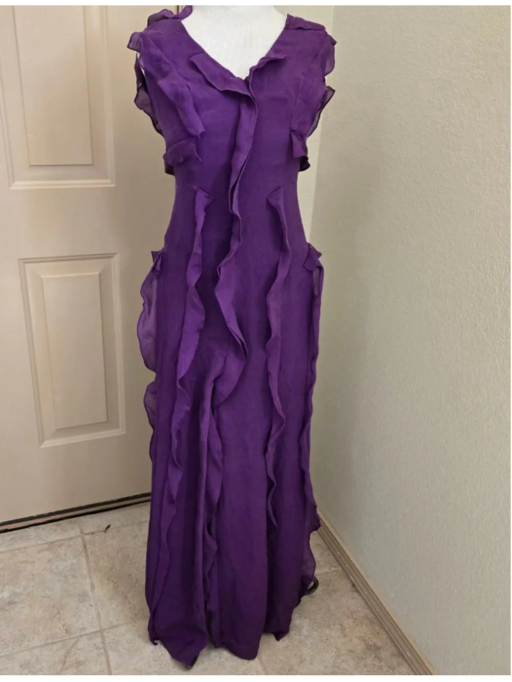 CAROLINA HERRERA Purple Ruffle Maxi Dress Size 6